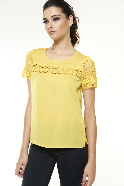 BLUSA BUSTO E MANGA DE RENDA | Ref: CM151026